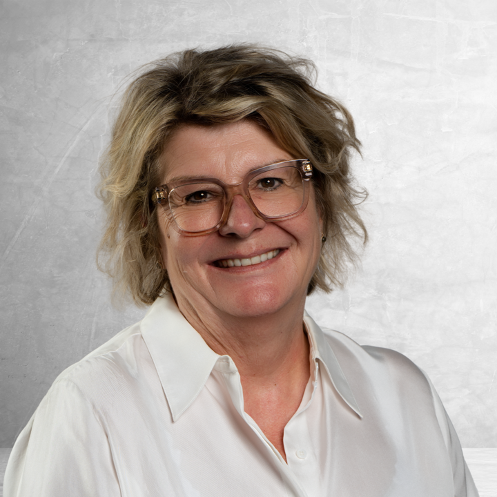 Karin Brugger